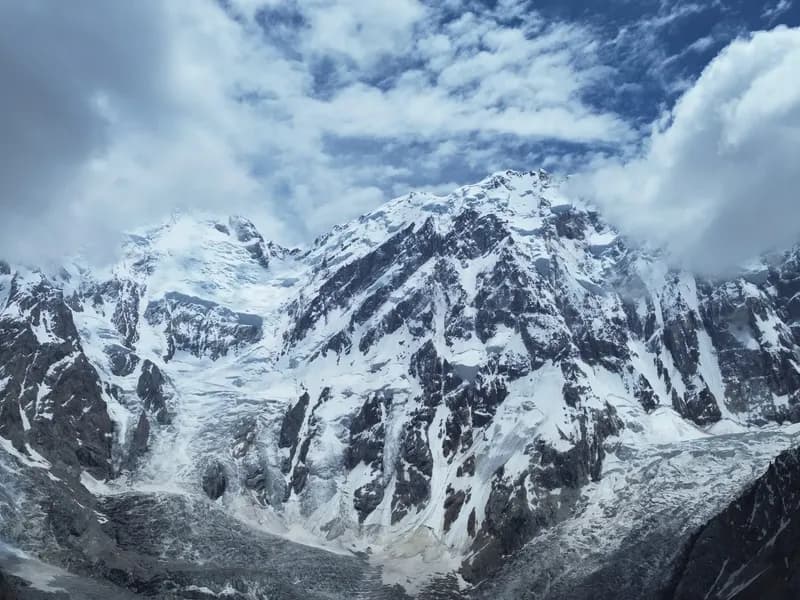 Nanga Parbat (8,126 m)