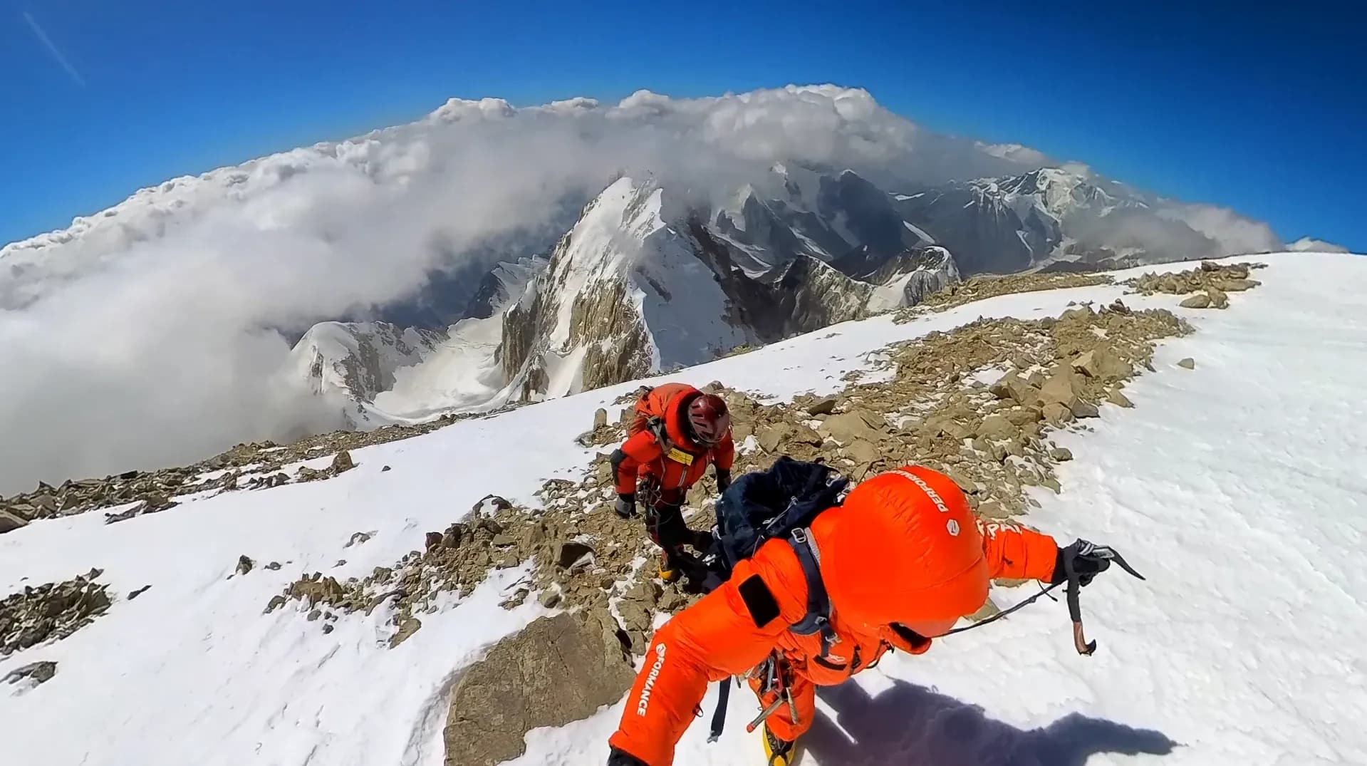 A small team on the summit ridge of Terich Mir, 2025